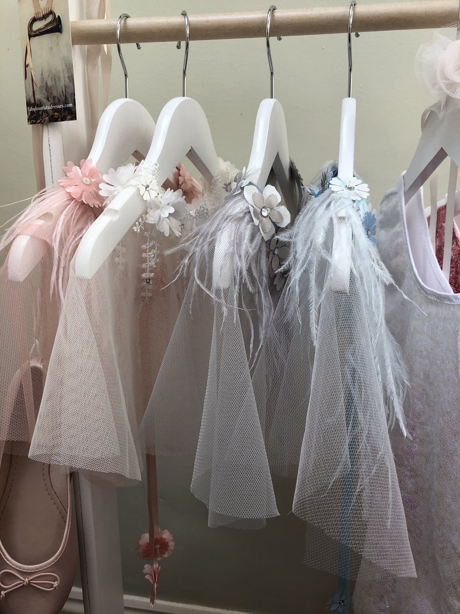 fabuloustutu1's tweet photo. Looking for something special for your little princess.. tulle tutu skirts, embellished caplets and delicate crowns... all available to order..... ...
https://t.co/fiYpV0nkQ9 #princessess #bridal #bridesmaids #magicalweddings #dreamoutfits https://t.co/29PiEJADNZ