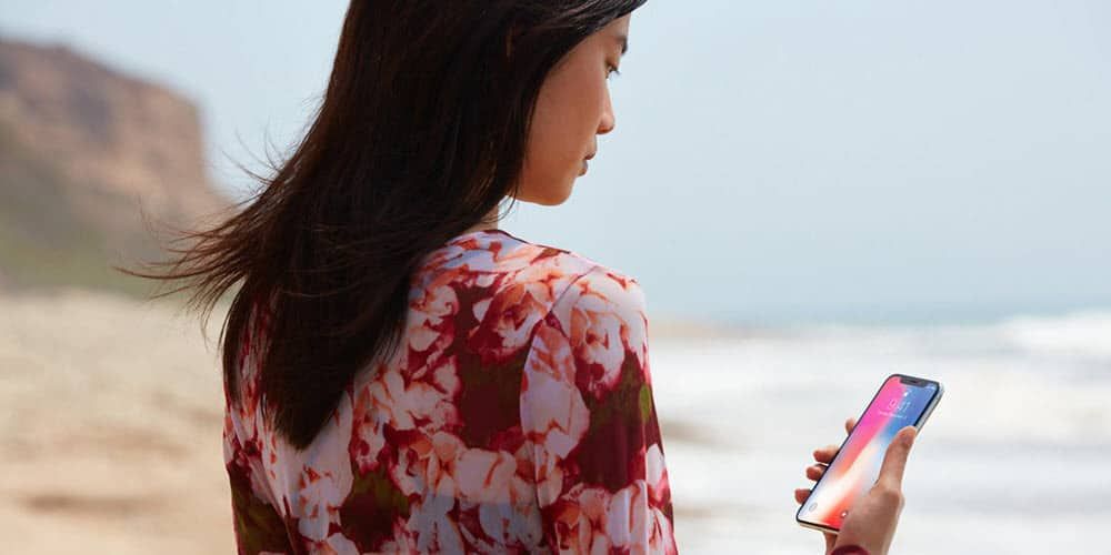 How to reduce eye strain from your iPhone buff.ly/2AT44dV #iPhone #iPhoneXR #iPhoneXSMax #iPhoneXS