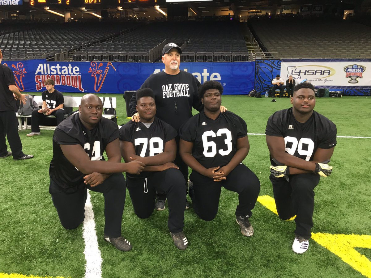 AaronsAces's tweet photo. Oak grove has arrived in the dome. Comprehensive coverage coming up @KNOE8 https://t.co/2MSEGkv6vR