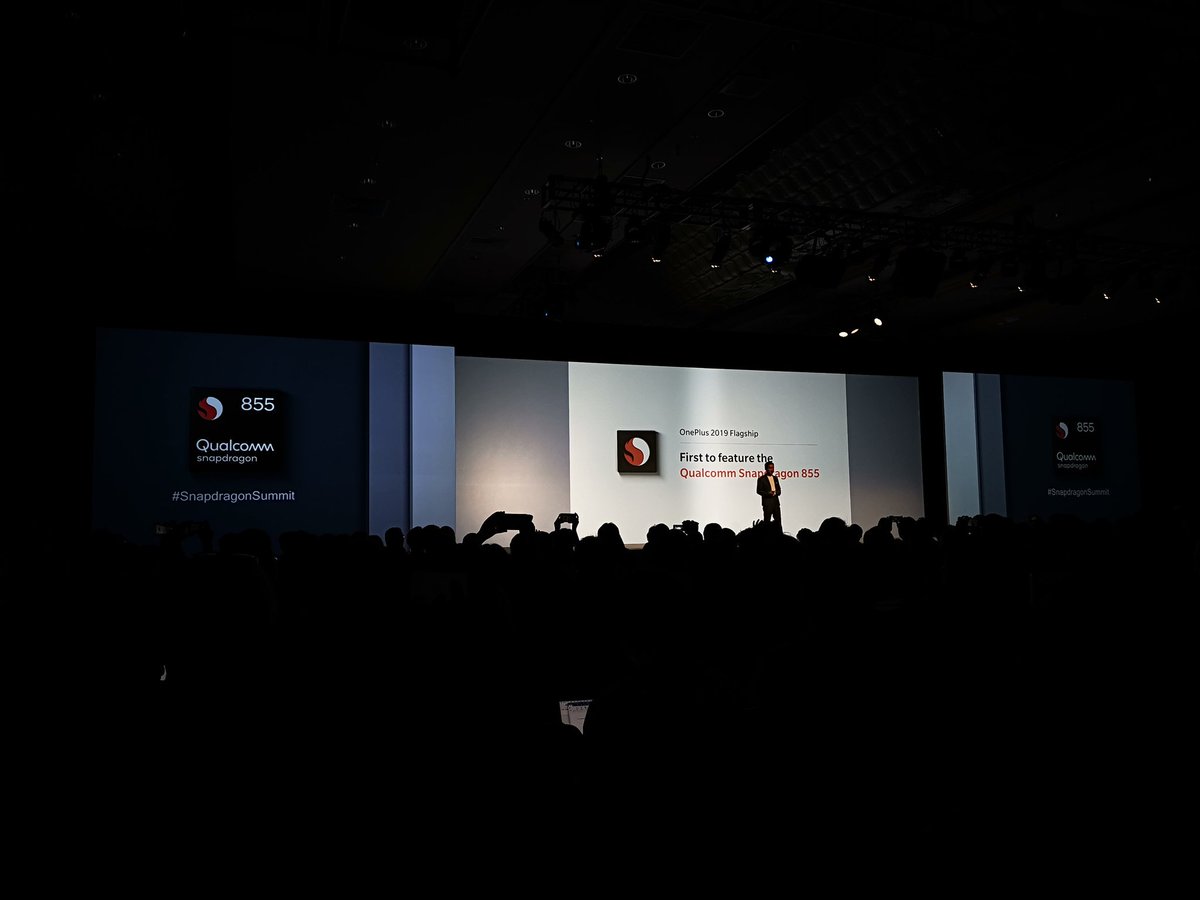 Mrwhosetheboss's tweet photo. OnePlus 7 will be the first phone to feature the Snapdragon 855! 
#SnapdragonSummit https://t.co/13yFEdH8SV