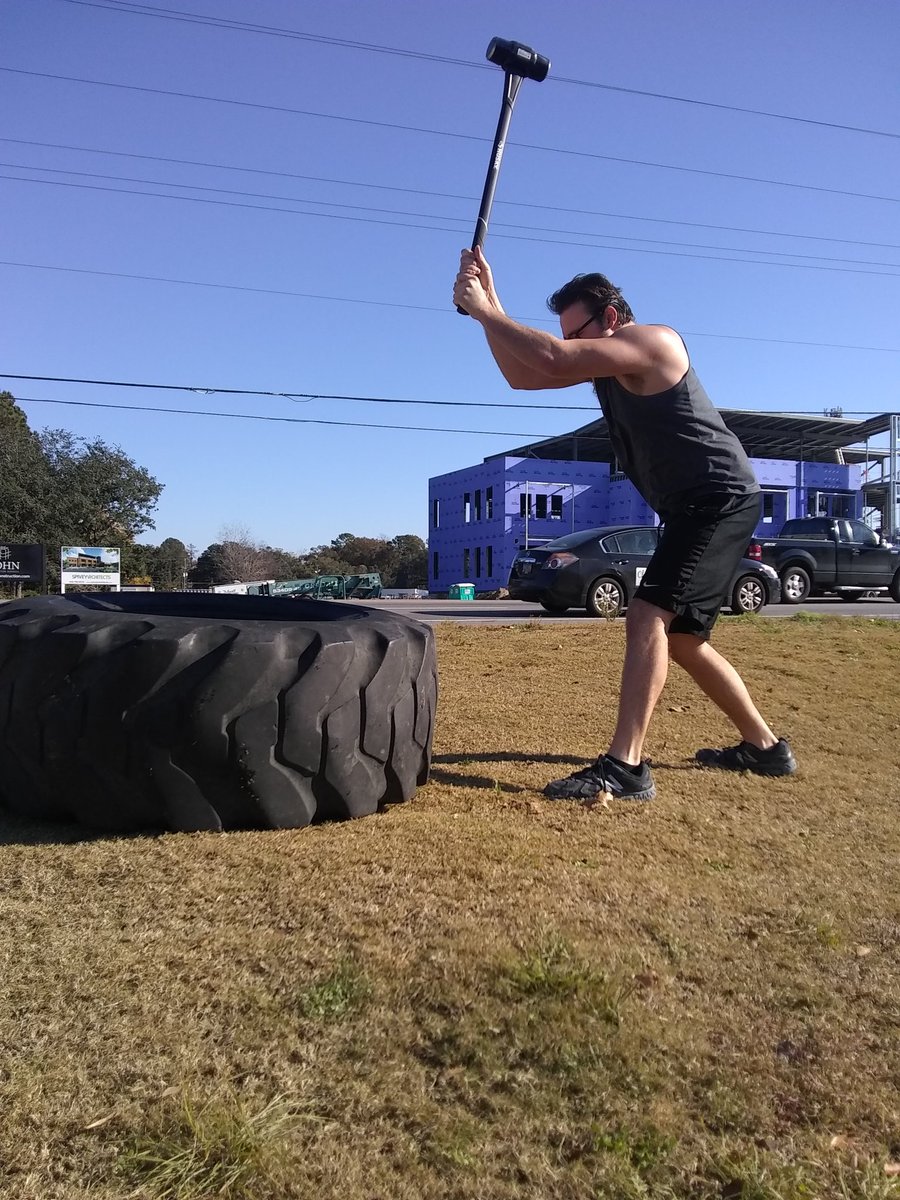 dfit1's tweet image. It's Release that Agression #WorkoutWednesday over here at #DFit1 #Fitness #CHS @DavidGMiley #Sledgehammer @darryldking @BiggDoggSupaman @WA_GreenBikeway @houseofbullock @DavidAylor @PushUpAndUp #fitness #Strength #training #Miercoles #December