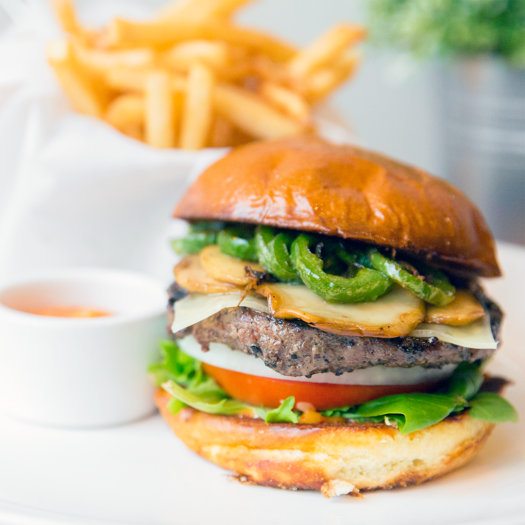 bitesoregon's tweet photo. If you like your food with a little kick to it, try our #JalapeñoBurger! 

#BitesRestaurant #ForestGrove #Oregon #PNW #PDX #Oregon https://t.co/g9ZtzBnn5W