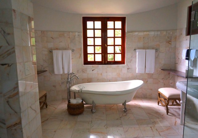 Metrogroupsrvcs's tweet photo. Looking to redecorate your bathroom in the new year? Talk to our team about some of our creative designs and what we can offer you. 
01484 456 456
https://t.co/D9R2ShNApy
#newdesign #smallspaces #creative #bathroom #huddersfield #design #plumbers #modern https://t.co/HXAmMnXg4G