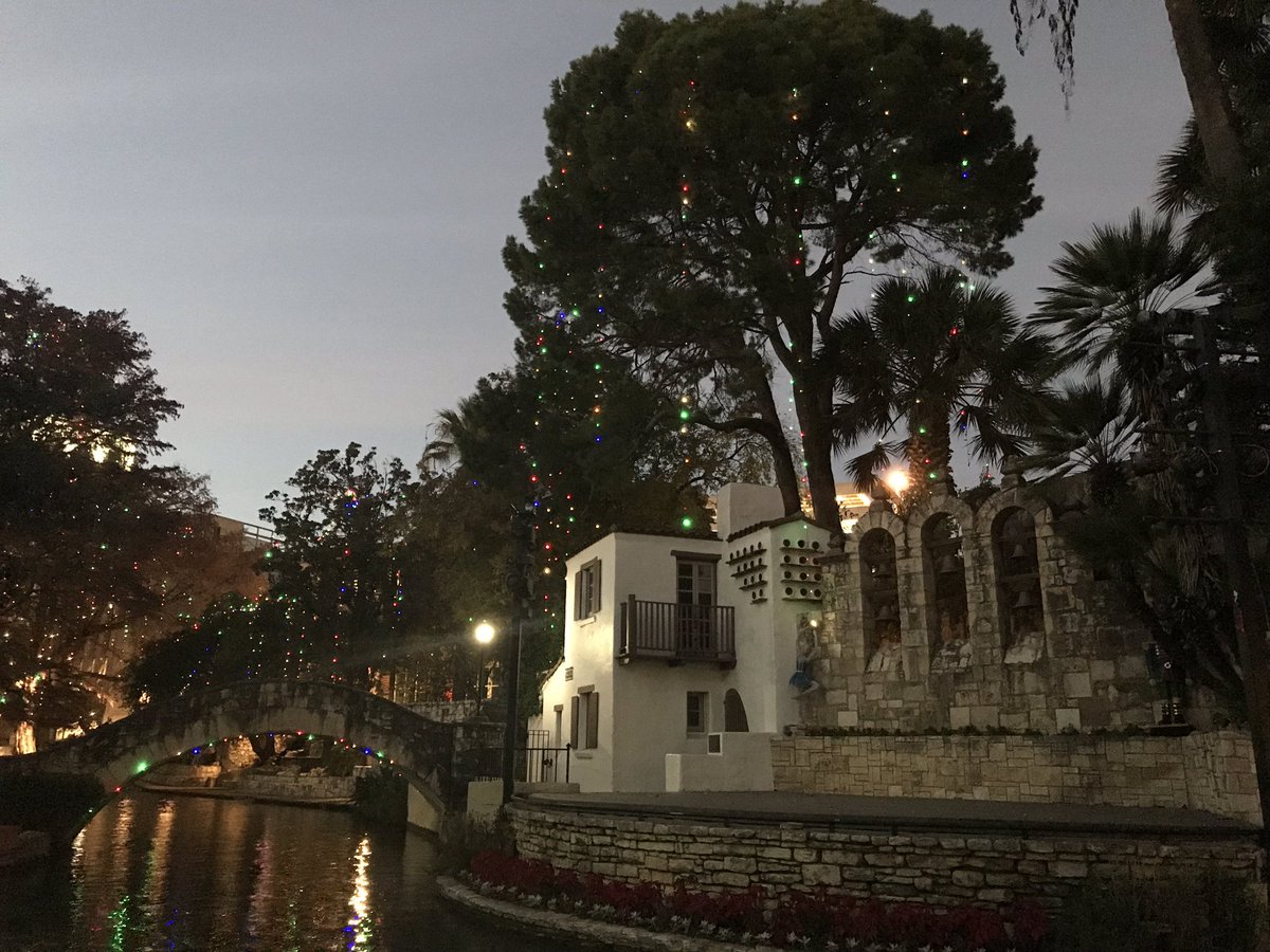 And that’s a wrap ... a fajita wrap! Great meeting for our clients in San Antonio, Texas 🇺🇸 <a href="/TheTurnerAgency/">TTA Ltd</a> <a href="/MarriottPlaza/">Marriott Plaza</a> <a href="/theSARiverWalk/">San Antonio River Walk</a> #EventProfs #projectmanagers