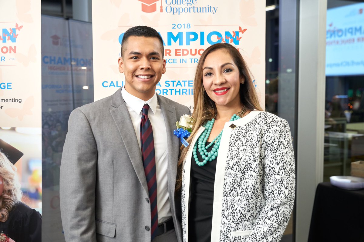 lindam_v's tweet photo. You deserve this award and more @Jreyesalinas. I hope you know how much I admire you! I’m so lucky to have seen you rise and uplift your voice in for students, especially Dreamers, in California. ❤️❤️ @calstate @csunorthridge @CollegeOpp https://t.co/GAtuj1cZy7