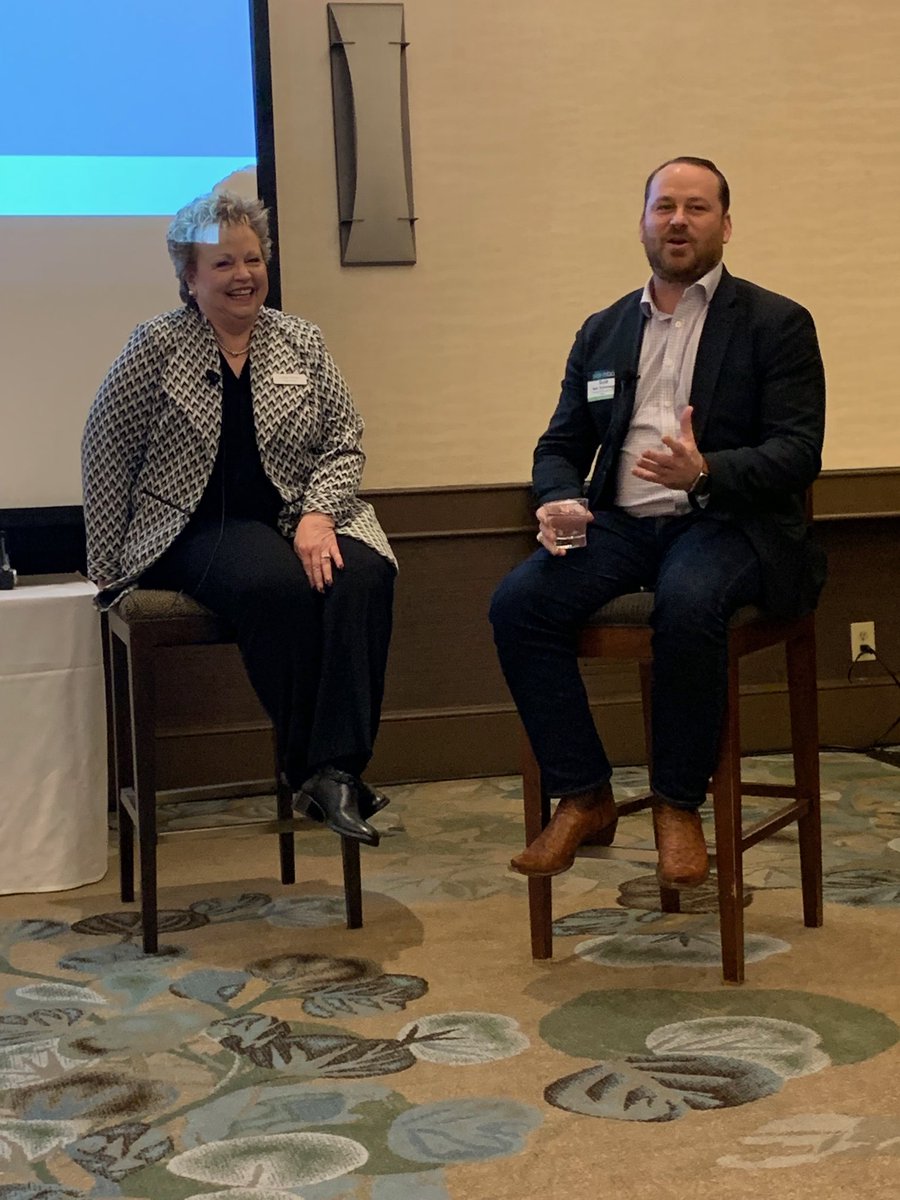 nrrivas07's tweet photo. #SageIntacctMeetup experts sharing insights...best part of our day! @shollrah @SageIntacct #LindaPinion #salesforce #API https://t.co/jre1kYasZi