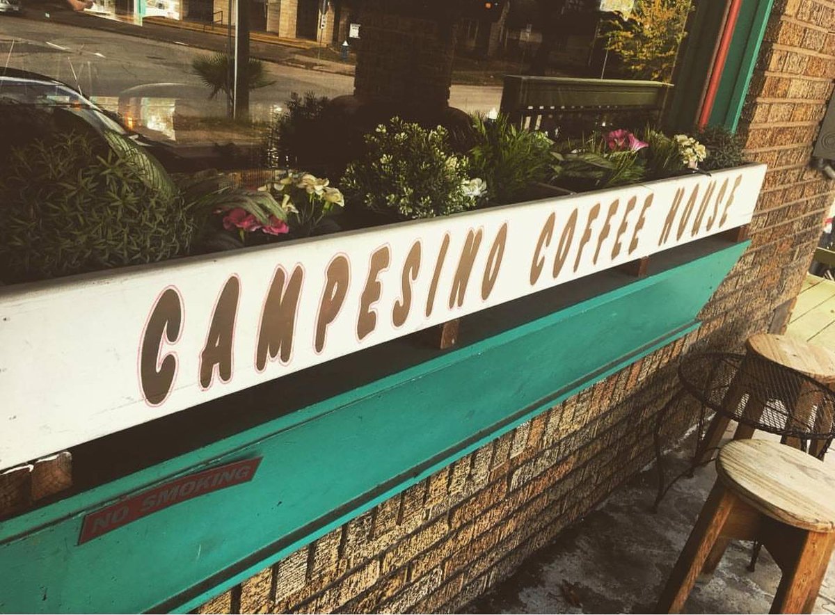 Today I will drink coffee, and pretend everything is okay.
open till 9pm . 
.
.

.
#montrosehtx #houstoncoffeehouse #houston #tejas #elpueblounido #cafedeholla 
#montrosehouston #houstoncoffeehouse