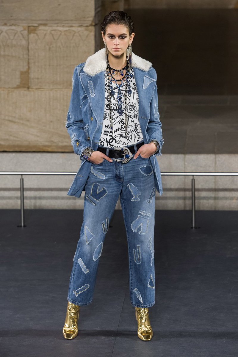 tdmidenim's tweet photo. Great denim look from #Chanel #themet #denimpatchwork https://t.co/haalTr5qMX