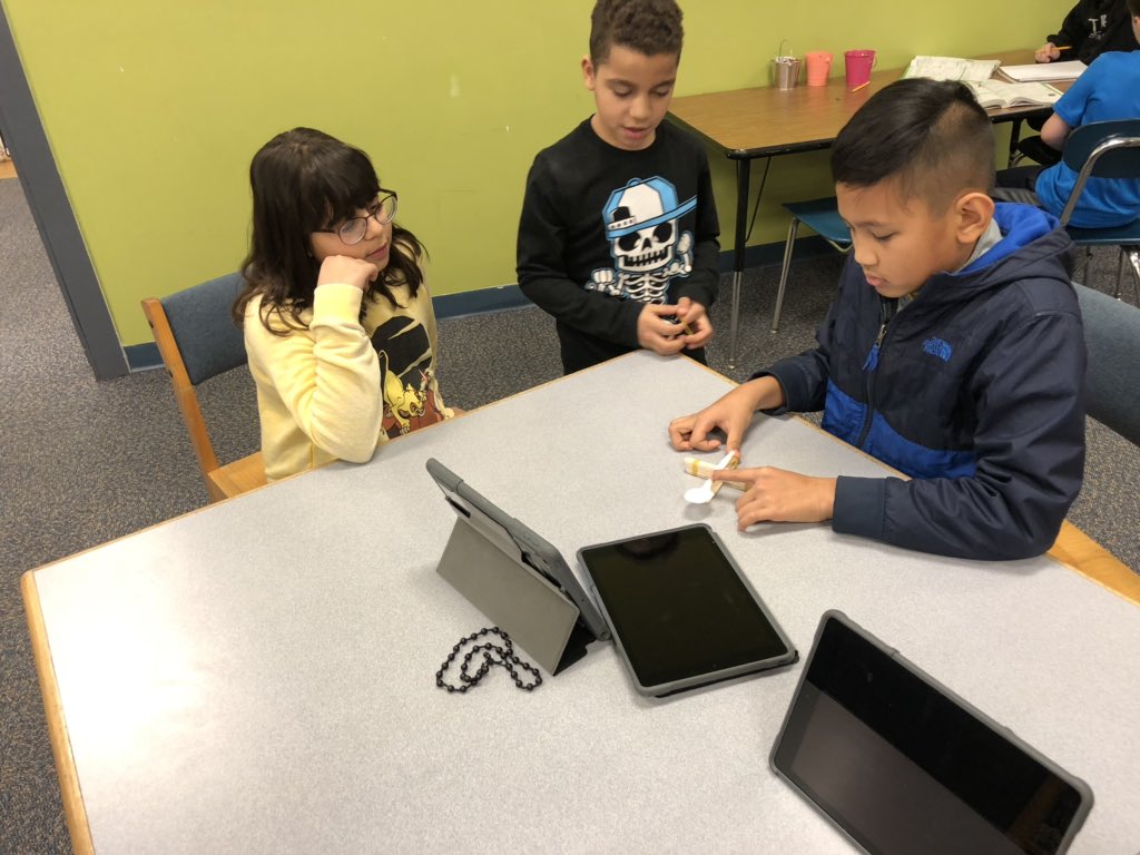 Lyons_Liberty's tweet photo. Catapult STEM project with @MrsDayLib #osd135 #libertypride135 https://t.co/s6UCVjl44C