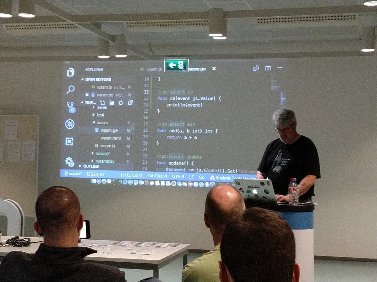 Awesome introduction to #TinyGo from @bketelsen this evening at @GDGBerlinGolang 💻 Also loved his awesome tech women T-Shirt 👕

Looking forward to trying it out on my <a href="/arduino/">Arduino</a> 🤓

Thanks to <a href="/simplesurance/">simplesurance</a> for hosting &amp; for 🍕

#IoT #meetup #Berlin <a href="/golang/">Go</a> <a href="/WWGBerlin/">Women Who Go Berlin</a> <a href="/GoTimeFM/">Go Time ⏰</a>