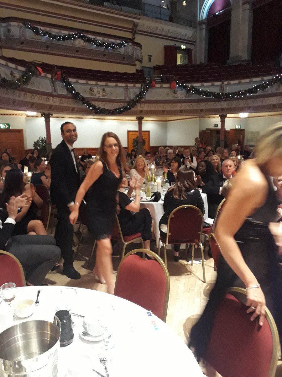 CHFTNHS's tweet photo. Our final award of the night is our overall winner. They won it as the highest scoring entry in our judging Market Place. The winners are....The Rapid Access Arrhythmia Team. Top effort! Well done. You're amazing! #CS2018 #CHFTsuccess https://t.co/Jj8JDvAYP3