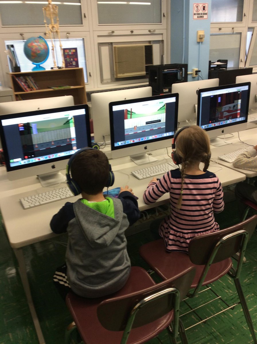 District22BKNY's tweet photo. #HourOfCode P.S. 236 Celebrates Computer Science Education Week #CodeBrooklyn, #CodeDistrict22 #CSforAllNYC #CSedWeek2018 #CSedWeek @PS236MillBasin https://t.co/78PUZgaWMU