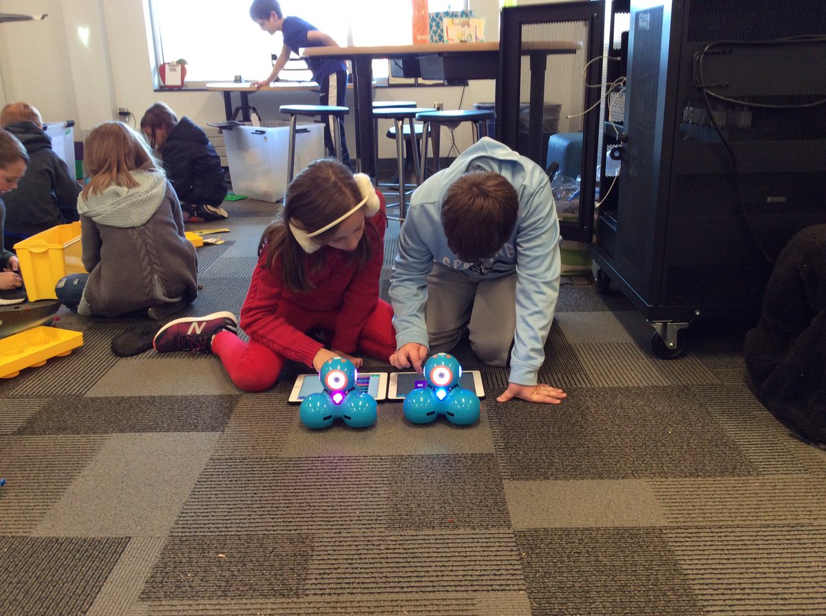 HaasErika's tweet photo. Coding their routines for the #dashdanceparty. You know they’re loving learning when they volunteer to give up recess to finish their coding. @WonderWorkshop https://t.co/cs1zpRFfAH