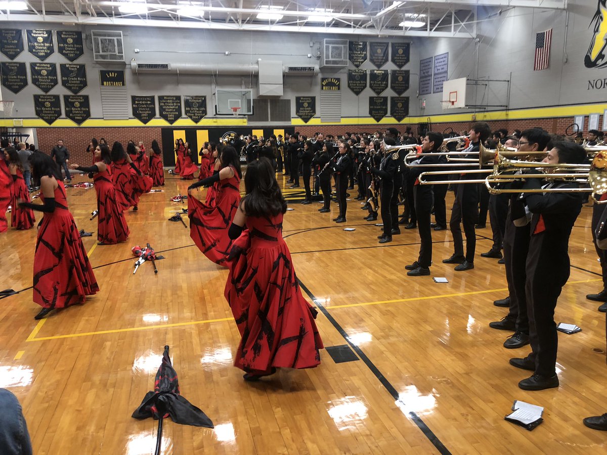 Thank you <a href="/HaltomBand/">Haltom Band</a> and <a href="/haltomguard/">Haltom Colorguard</a> for visiting NOMS today! #NOMSPride #HaltomFamily