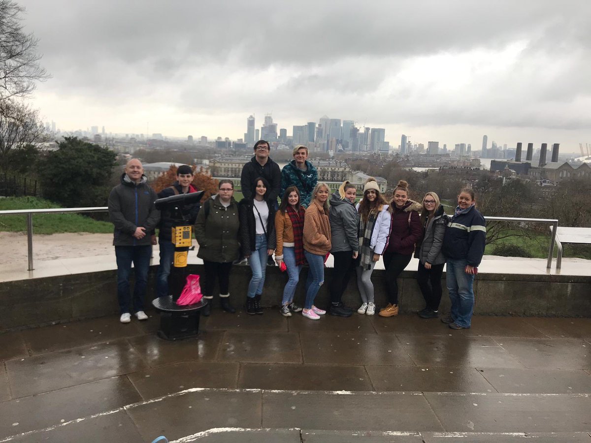 Discovering Greenwich Mean Time and enjoying the view of London. A fantastic trip with year 1 travel and tourism students ⁦@ColegyCymoedd⁩ ⁦@CymoeddSport⁩ #funtimes #puttingtheoryintopractice #learning