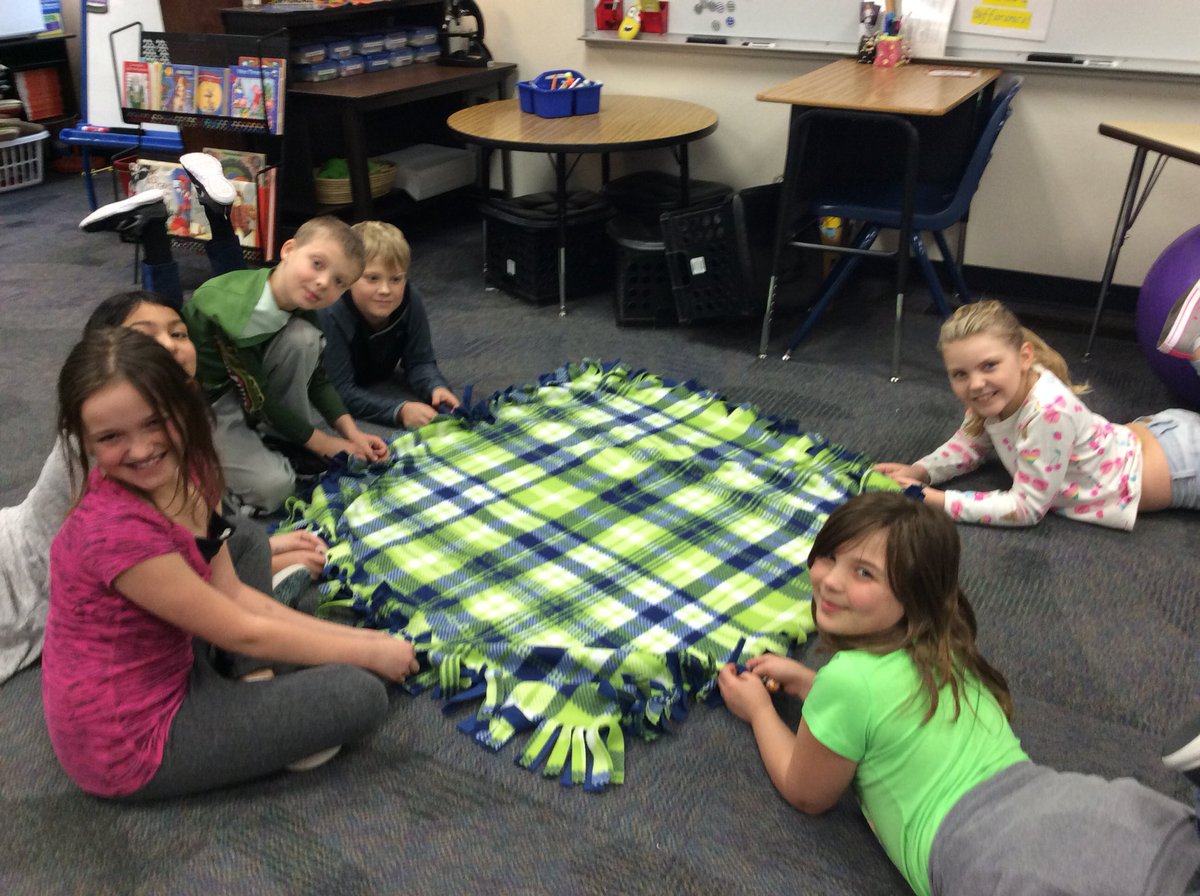 millsminions's tweet photo. Tie-time. Three blankets for Project Ignite Light. Thank you for the material donations. #kindnesscounts #projectignitelight https://t.co/i0XmVdd91r