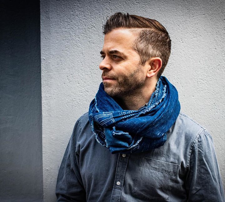beaurisbo's tweet photo. Frisur sitzt und die Falten stehen für meine Lebenserfahrung 😂🤘🏼💪🏼
————————————————
#becauseican #malemodel 😉 #menshealth #scarf #jeans #haircut #perfecthair #happiness #throwback #instahusband #daddyoftwo #papablogger #instafamily #father https://t.co/O0sqRdHffB https://t.co/zThSD8ED0L