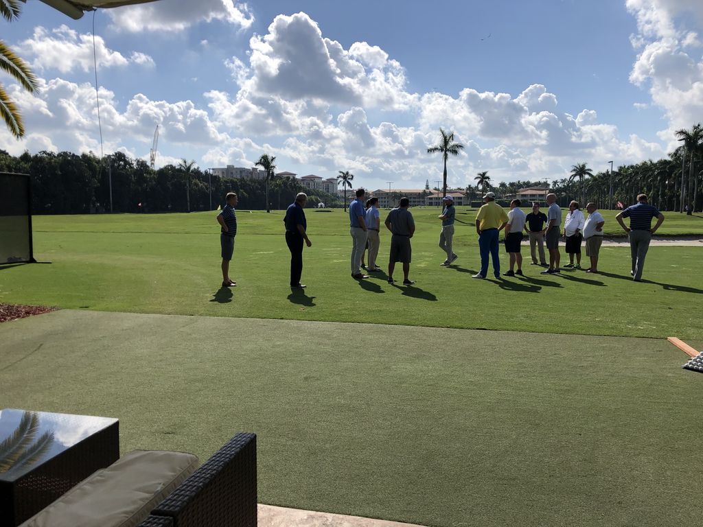 ErnestSports's tweet photo. What a beautiful day at the @TrumpDoral in Miami!! It's always great when we can spend time with @PGAmag Ambassadors! We look forward to spending time with Top 50 Instructor, @RickSmithGolf tomorrow.
#pga #golf #launchmonitors #ernestsports https://t.co/jBEmnXIEh8