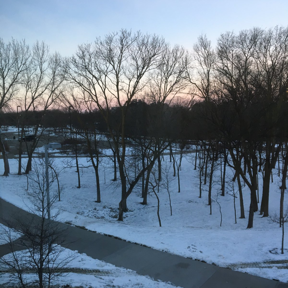 DWritingCenter's tweet photo. #keywordoftheweek I exercise, I journal, I do things that refuel & help me improve. But when things get tough, the routines can hold things together. My job? BE THERE. Get to the yoga mat, pick up the pen... The good habits carry me through! How can you lean on your routines? https://t.co/tmPtvmCttM