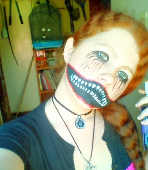 naninekoni's tweet image. Found my old works. Gotta stay creepy hehe #horrormakeup #creepy  #keepingitcreepy