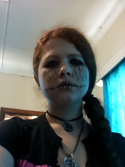 naninekoni's tweet image. Found my old works. Gotta stay creepy hehe #horrormakeup #creepy  #keepingitcreepy