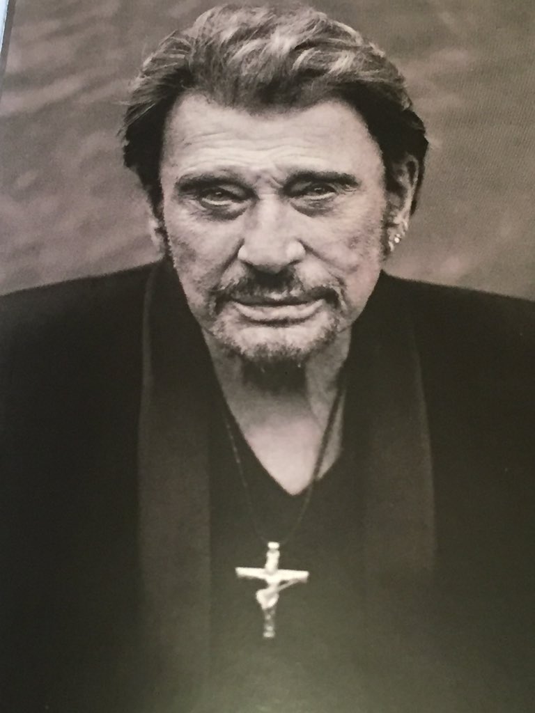 cathy_sau's tweet photo. #Quejet’aime moi aussi je t’aime Johnny ❤️❤️❤️😥😥repose en paix https://t.co/vVvTEeYWAX