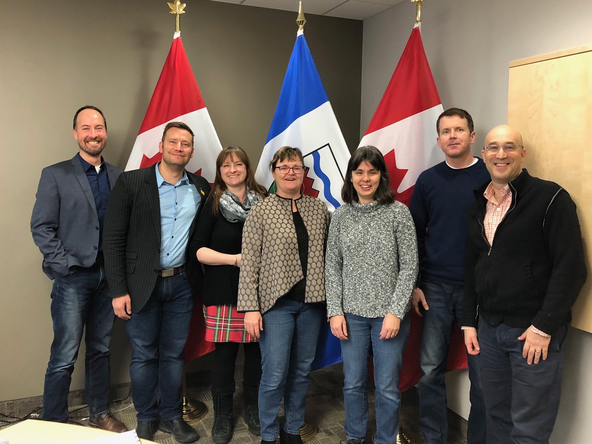 Delighted to have ⁦<a href="/DanielWolfish/">Daniel Wolfish</a>⁩ &amp; the Canadian Wildlife Service Northern Region management team convene for work planning | #ConservationInAction #ECCCFamily