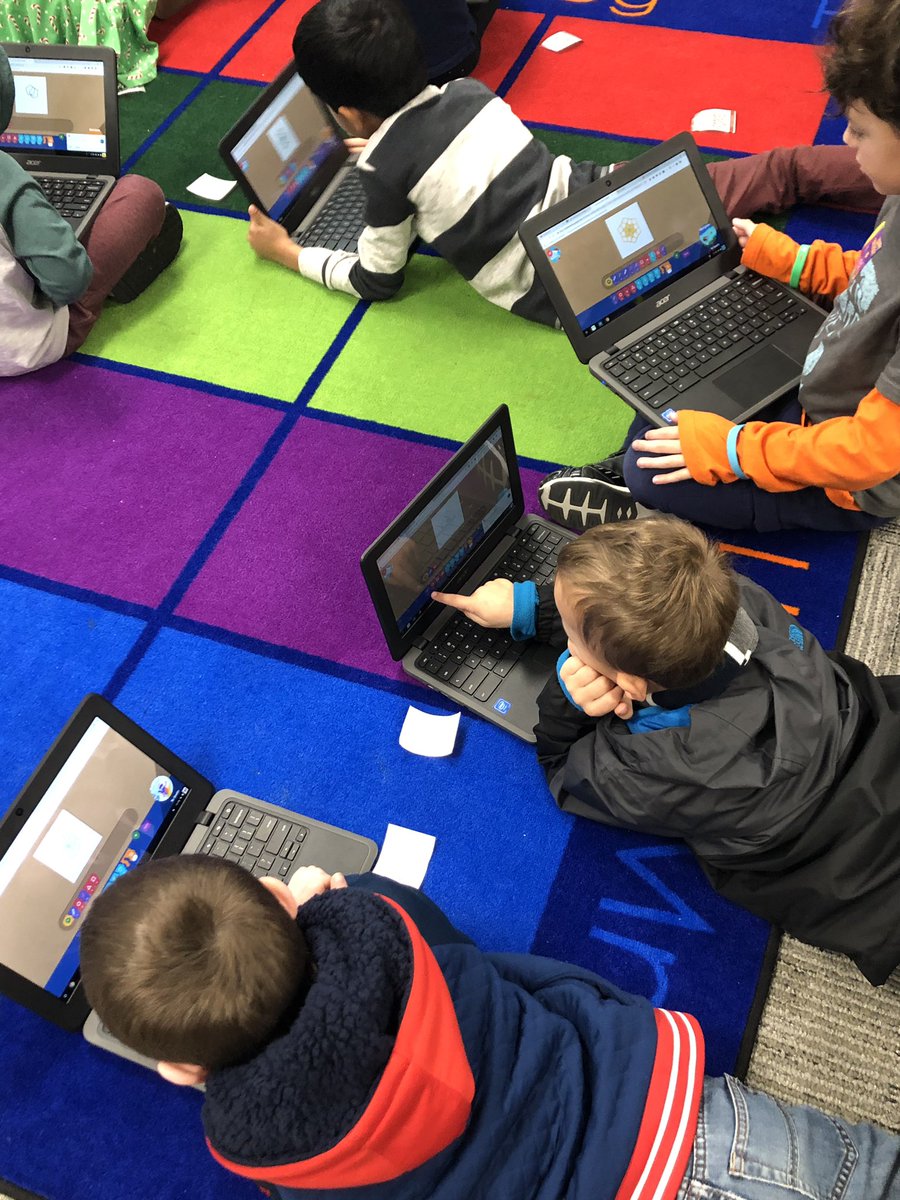 msstachia's tweet image. Not only did we learn how to code a snowflake for #hourofcode2018 #ProsperCodes, we also learned how to add links and turn our snowflake in as an assignment to google classroom! #kinderscan @rlmiller137