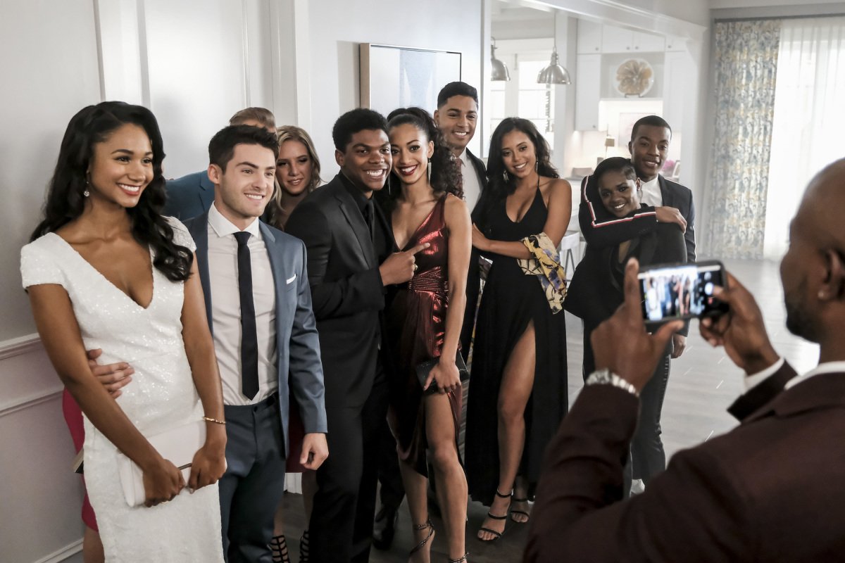 It’s Homecoming in Beverly Hills! Don’t miss your invite to the dance on #AllAmerican TONIGHT at 9/8c on The CW! cwtv.com/shows/all-amer…