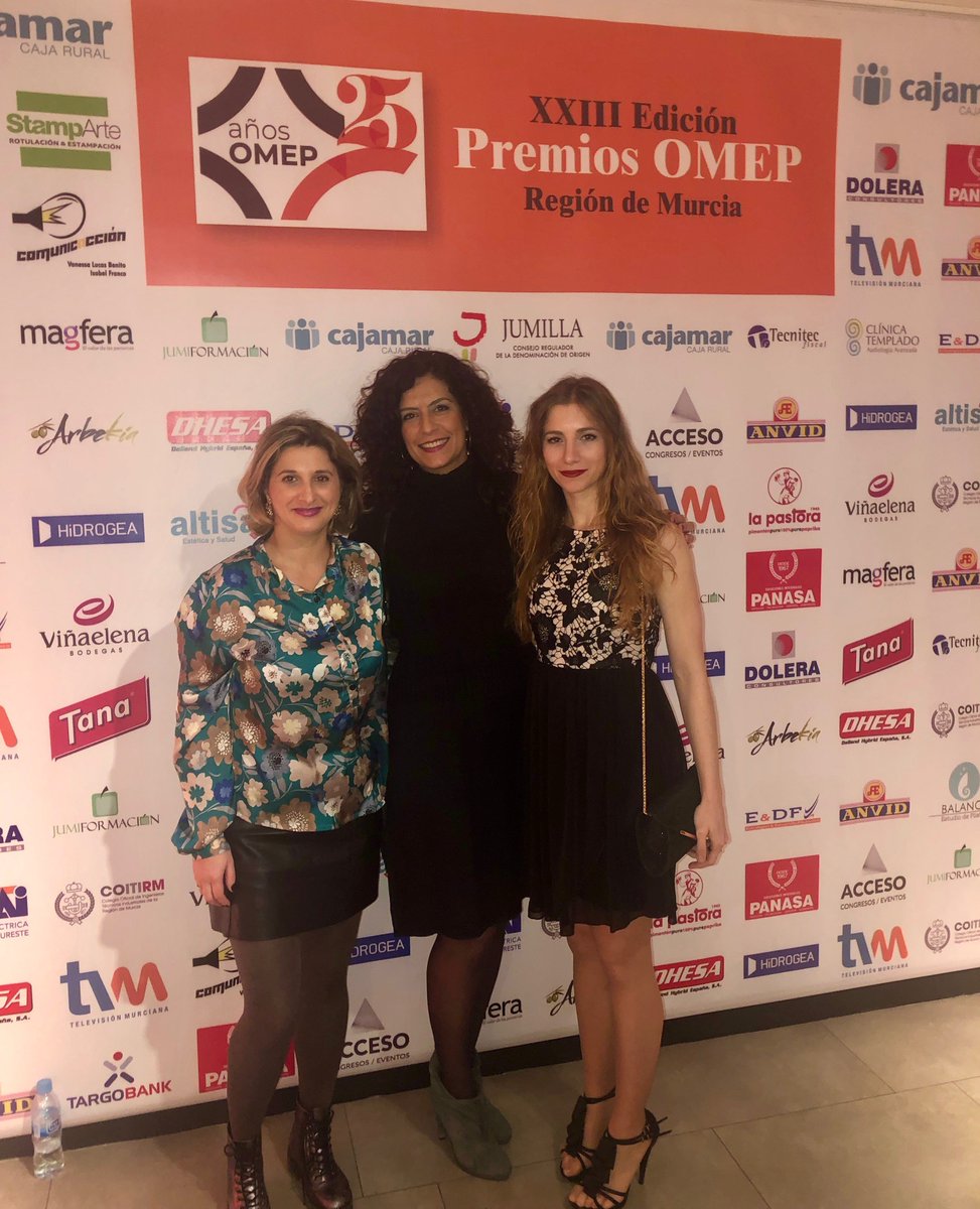 Irene_Ortega_'s tweet photo. #PremiosOmep2018
Mis más sinceras felicitaciones a todas las premiadas de este año: Emprendedora Paloma Jáudenes de @PequenaMoma; Empresaria María Cánovas de @NewgardenSpain ; Directiva María García #AMCGroup, Empresa por la igualdad @GrupoHEFAME_es;
2/4
#LaBellezaDeLoClásico https://t.co/Iqv8U0pBhA