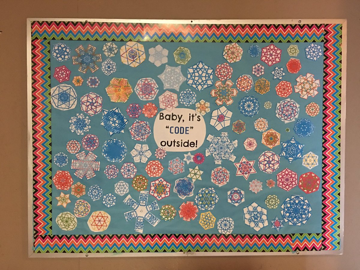 lizhahs's tweet image. Joined in on the pun-wagon and made our bulletin board for the winter! #hourofcode #codeasnowflake #techteacherhumor