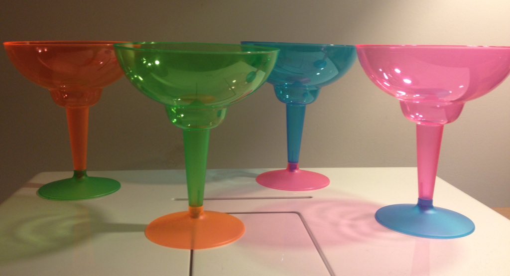 PBPLearning's tweet photo. @ThesheldonArms Where do you think these babies will be on Friday night? If you haven't booked our Xmas cocktail making night at the Sheldon Arms on Friday, come on, get a wriggle on! #ashton #Manchester #cocktail #xmas https://t.co/nTRjnEqija