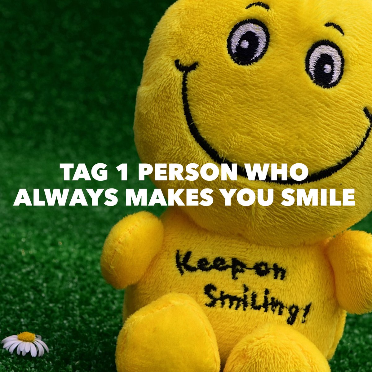 THEFLYLADY's tweet image. TAG 1 PERSON WHO ALWAYS MAKES YOU SMILE! #SmilingIsContagious #FlyLady