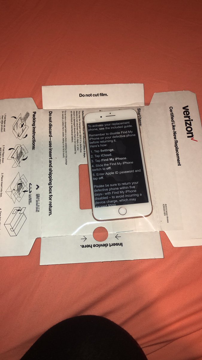 user53755's tweet photo. Going on my third phone this year https://t.co/4AwUg0urqA