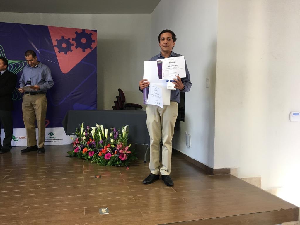 UT_Corregidora's tweet photo. Felicitamos a nuestros estudiantes de la Ingeniería en Biotecnología por obtener el 3er lugar en el Encuentro de Jóvenes Talentos Querétaro 2018, con su proyecto de “Barra alimenticia de alto valor proteico, elaborada a partir de chapulín”. ¡Muchas felicidades! #OrgullosamenteUTC https://t.co/RAdUJTlec2
