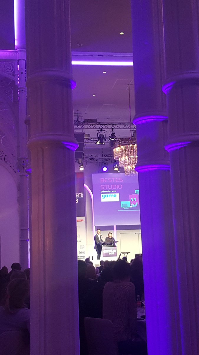 nissykim's tweet photo. Starke Worte von @ldacruz_ zu Frauen in der Gamingbranche #dep2018 #dep18 #deutscherentwicklerpreis https://t.co/gCxu62cbCS
