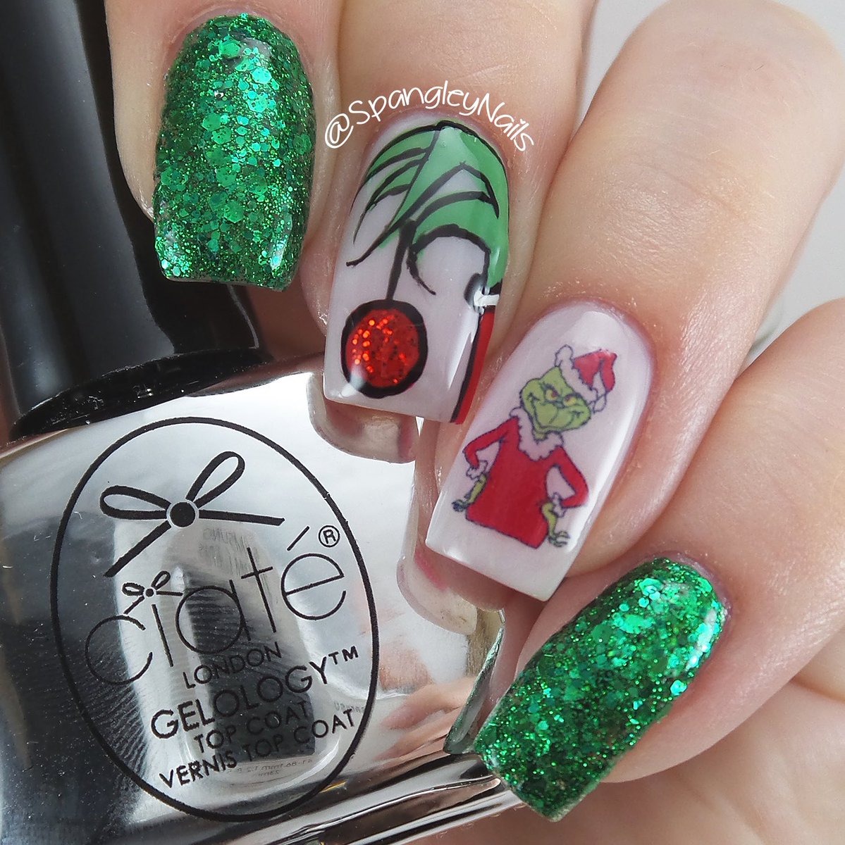 SpangleyNails's tweet photo. 🎄 Day 5 of @ciatelondon #MiniManiMonth is Gelology Top Coat 

 #25DaysOfSpangleyNails

🎥 Tutorial coming up! 🎥
.
.
.
.
.
#beautyadventcalendar #minimanimonth2018 #ciate #nailart #christmasnails #christmas #BeautyUnexpected https://t.co/ZozQ0ICtVL