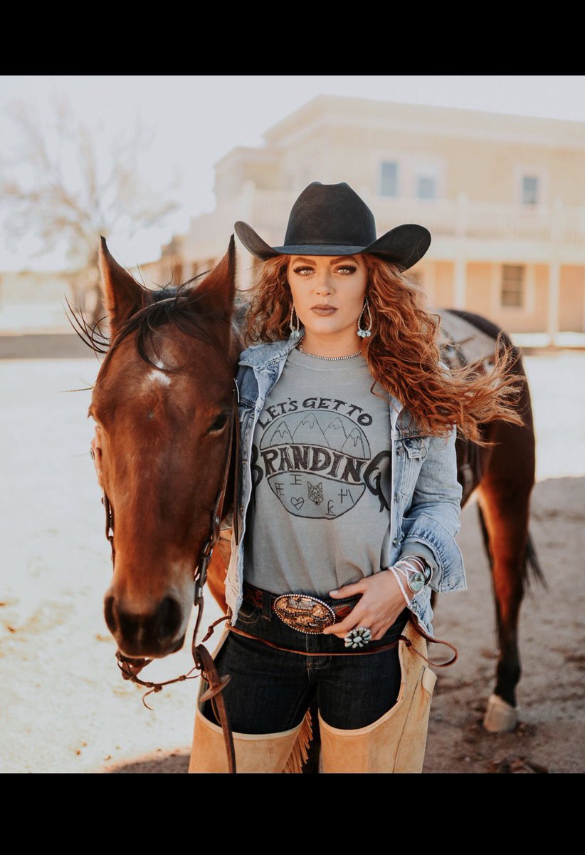 Emma Jane »» tweet media