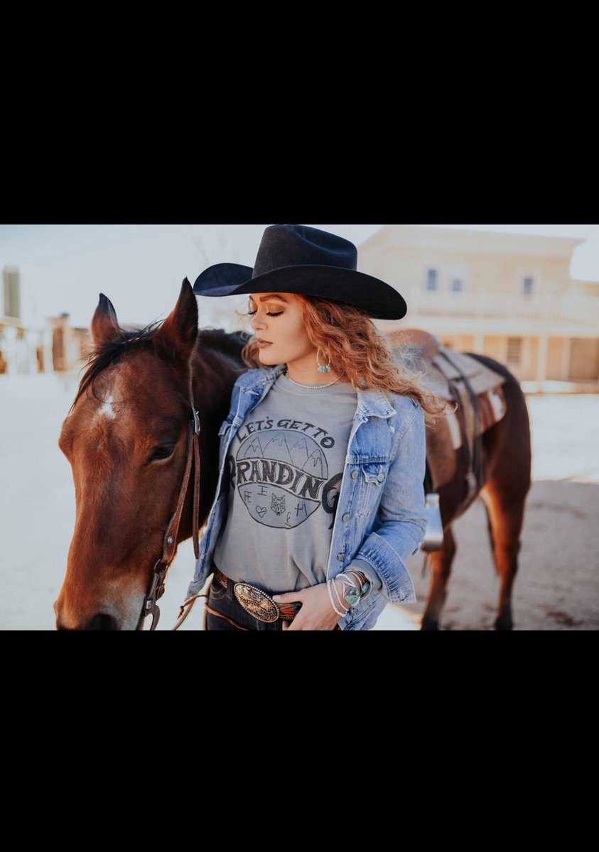 Emma Jane »» tweet media