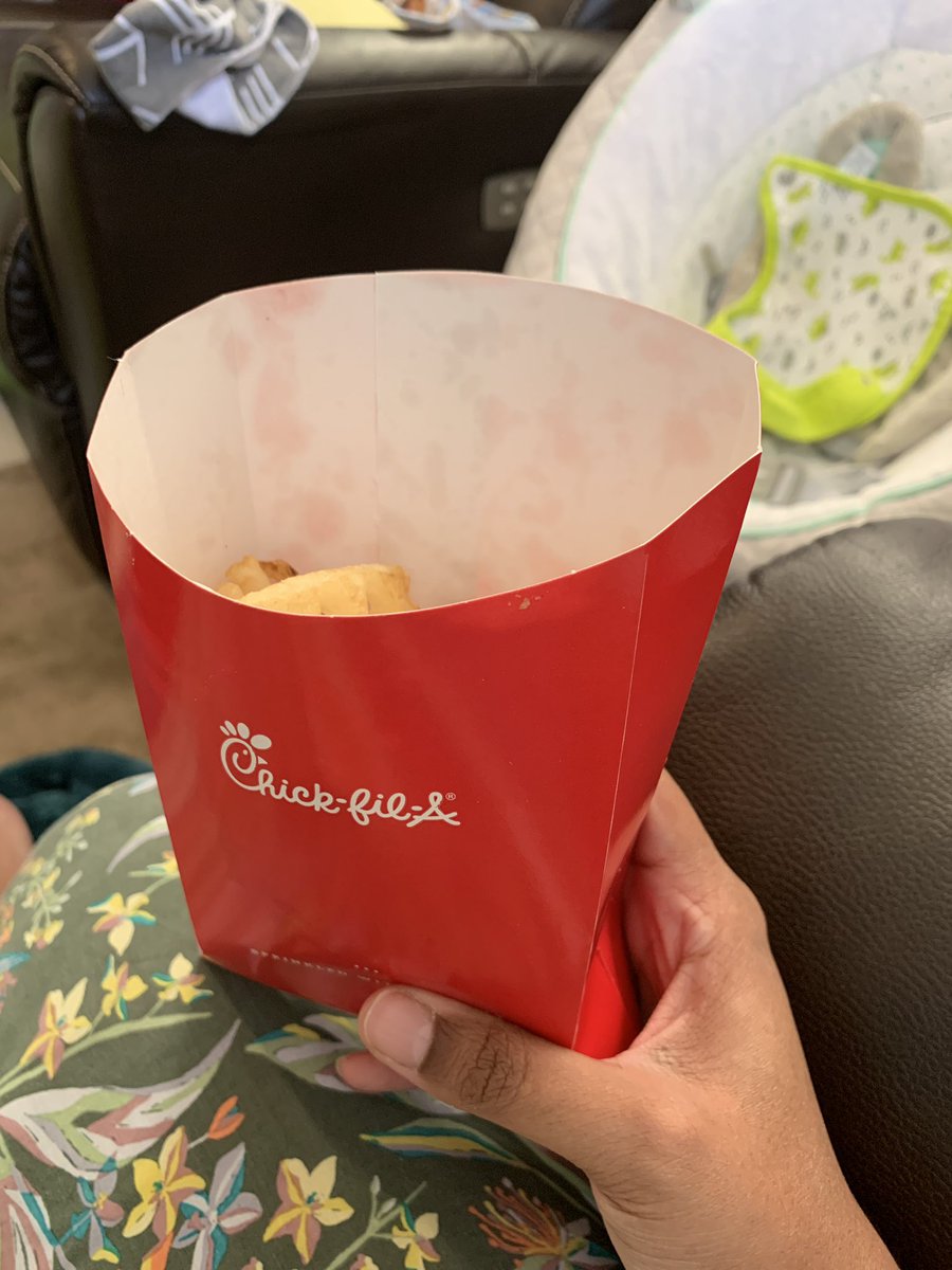 616Brit's tweet photo. @ChickfilA husband brought me food and to my surprise this was all that was in the fry container. And they’re cold. https://t.co/ULXqiYrOh8