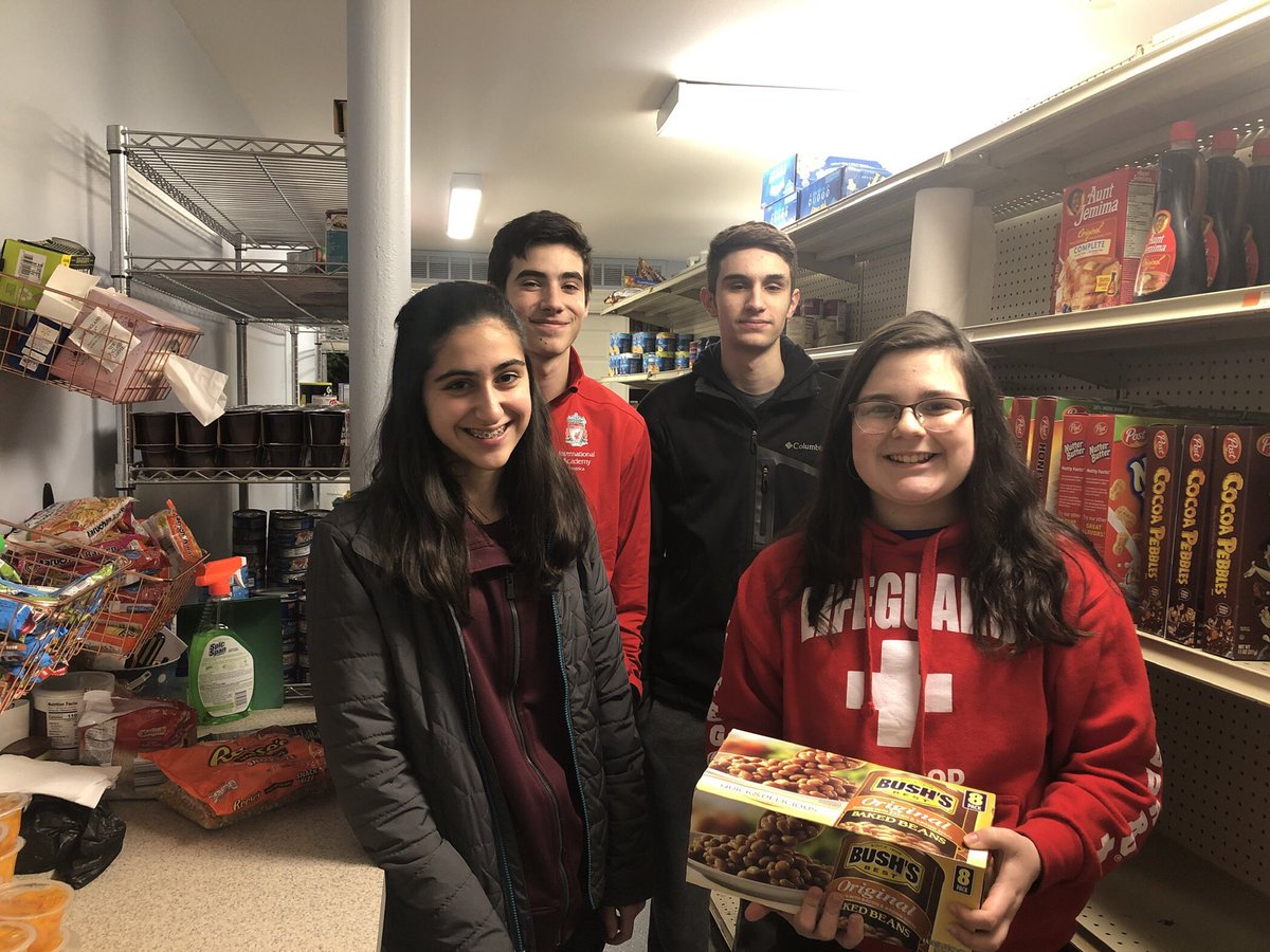 It is Wednesday night and members of NHS’s Community Service Corps are helping out at Peace of Bread Community Kitchen. #RamsPride