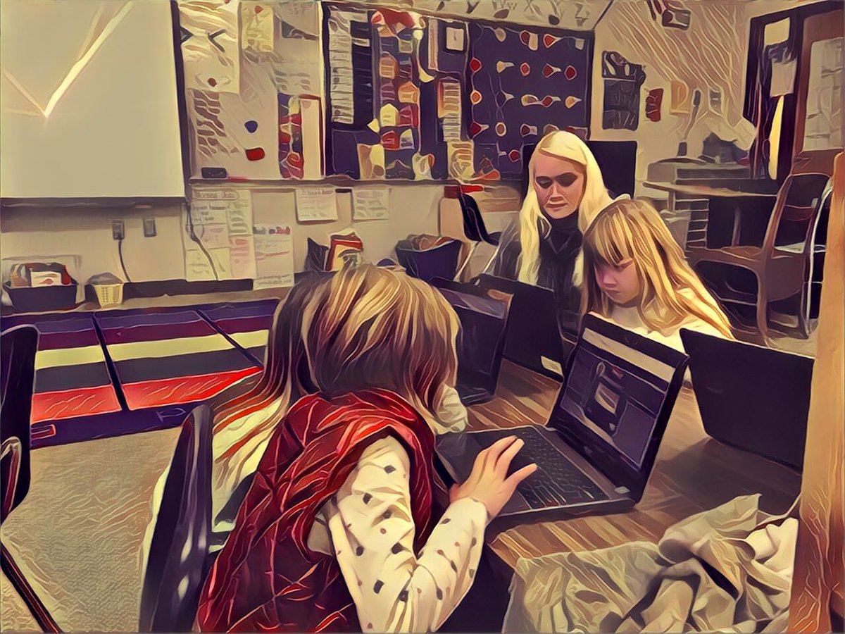 woodsdana's tweet photo. More #hourodcode fun at @ISD31Bemidji #isd31 @hourofcode #anybodycanlearn https://t.co/8JT0VeImWX
