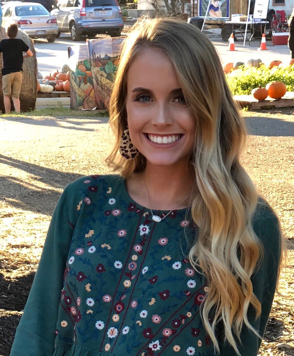 txdeca2's tweet photo. @Clemens_DECA IS REALLY LUCKY TO HAVE GRACIE LAGASSE. SHE IS TEXAS D2 NOVEMBER MEMBER OF THE MONTH. CONGRATS @GracieLagasse https://t.co/uaW4Ig7Gha
