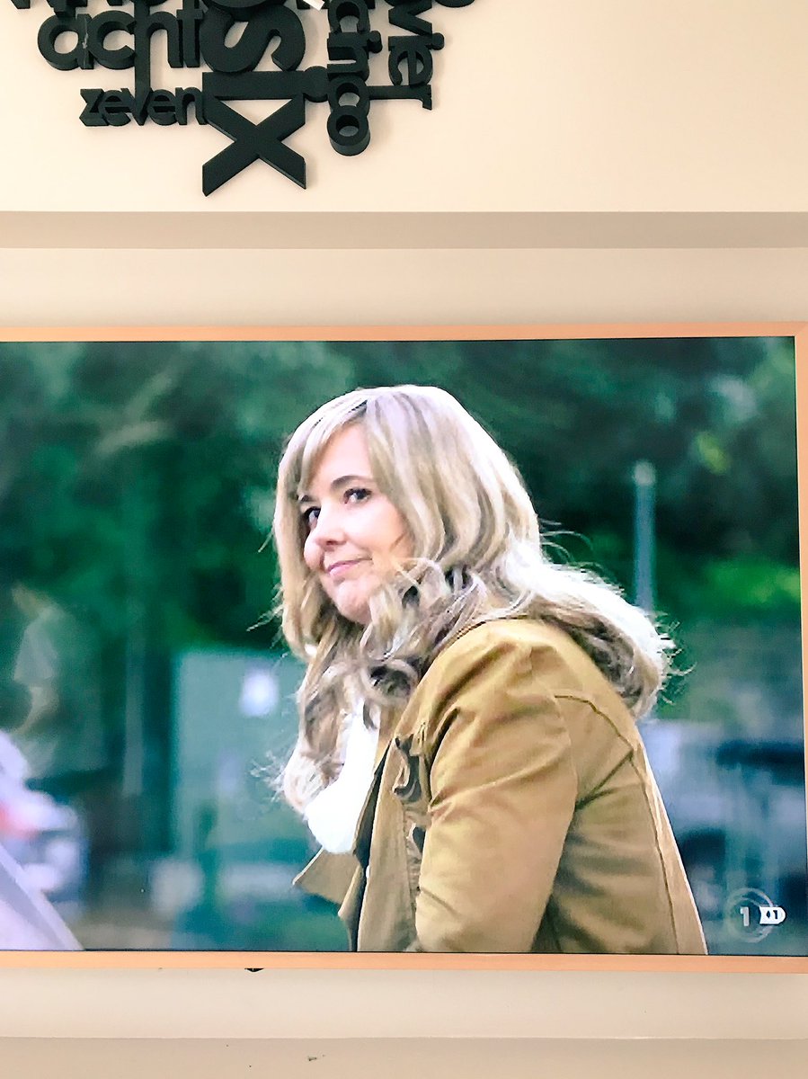 WardrobeFlair's tweet image. It’s been out for quite a few weeks &amp;amp; I haven’t watched it until today. Note to self, it doesn’t matter how long you wait to watch yourself on the telly it’s still cringe 🤣 FYI I LOVED my wig so don’t come at me #800Words