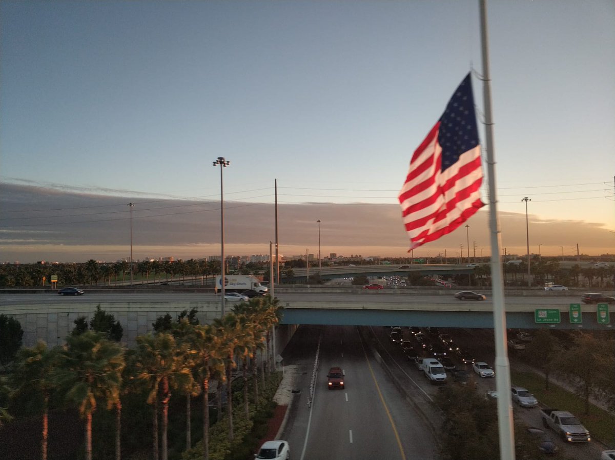 queBeis's tweet image. ¡Ya estamos en #Miami para contarte todo sobre @ArtBasel! (📷 @juanma_eme) #ArtBasel2018 #artbasel #artbaselmiami2018