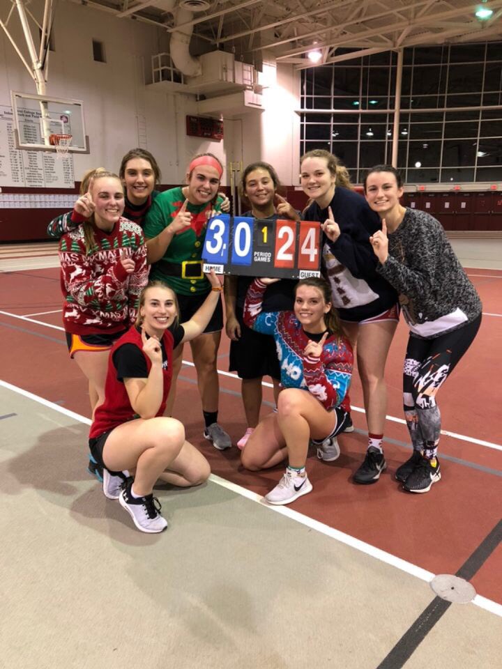 Your 2018 Women’s IM basketball champs: Aggresively Average!