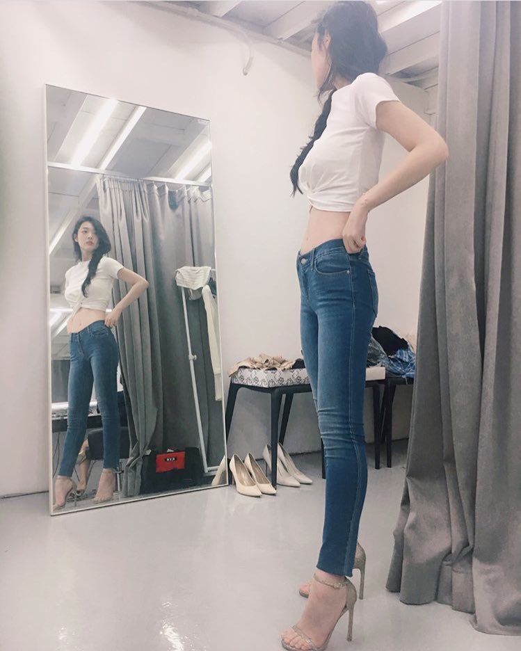 今ならほぼ即納！ SPAO 等身大パネル ソルリ アイドル