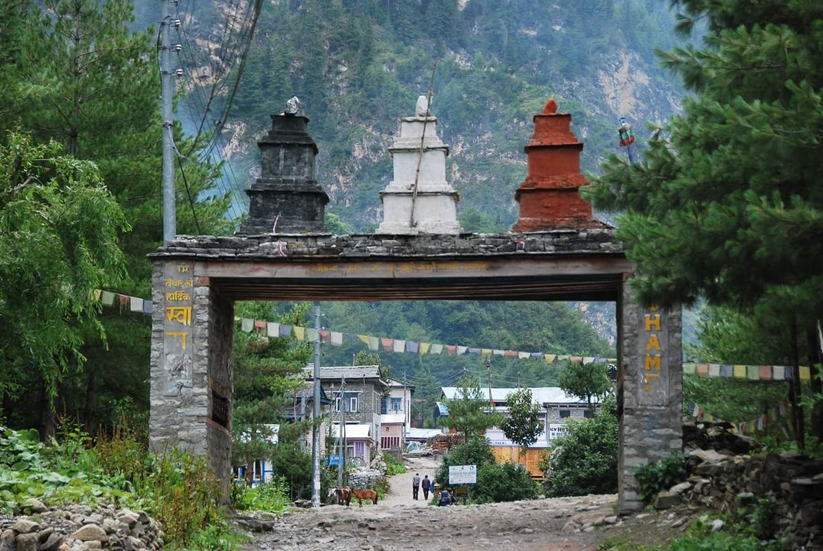 AFTreks's tweet photo. Stupa / Chorten gate welcoming you at the entrance of Chame village ๐.
One of the nicest villages on the whole Annapurna circuit Trek.
#Nepal #AnnapurnaTrek #AnnapurnaCircuit #ThursdayThoughts #ThorungLaPass #TilichoLake
#Trekking #Hiking #HighPasses #TeaHouse
#visitnepal2020 https://t.co/QMIPSEhyKb