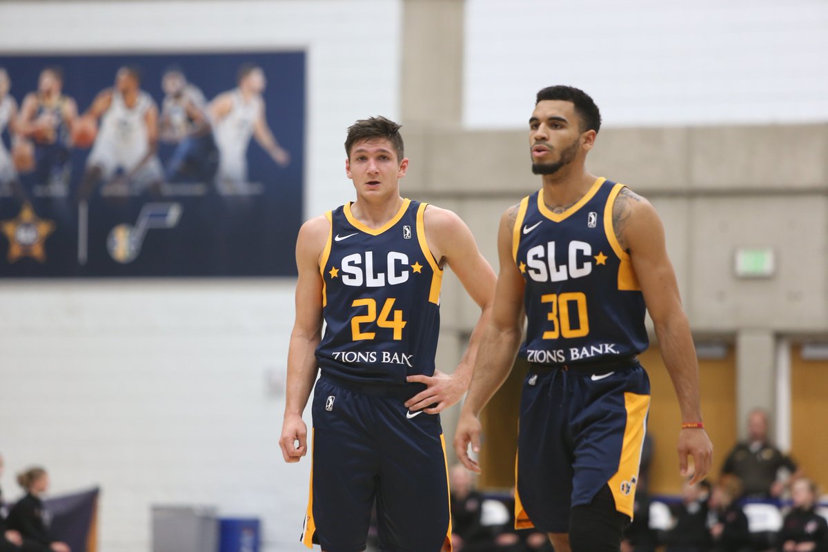slcstars's tweet photo. Q4 | 7:55

Stars 97 | Legends 96

Back in front. https://t.co/gyXbrlTwoL