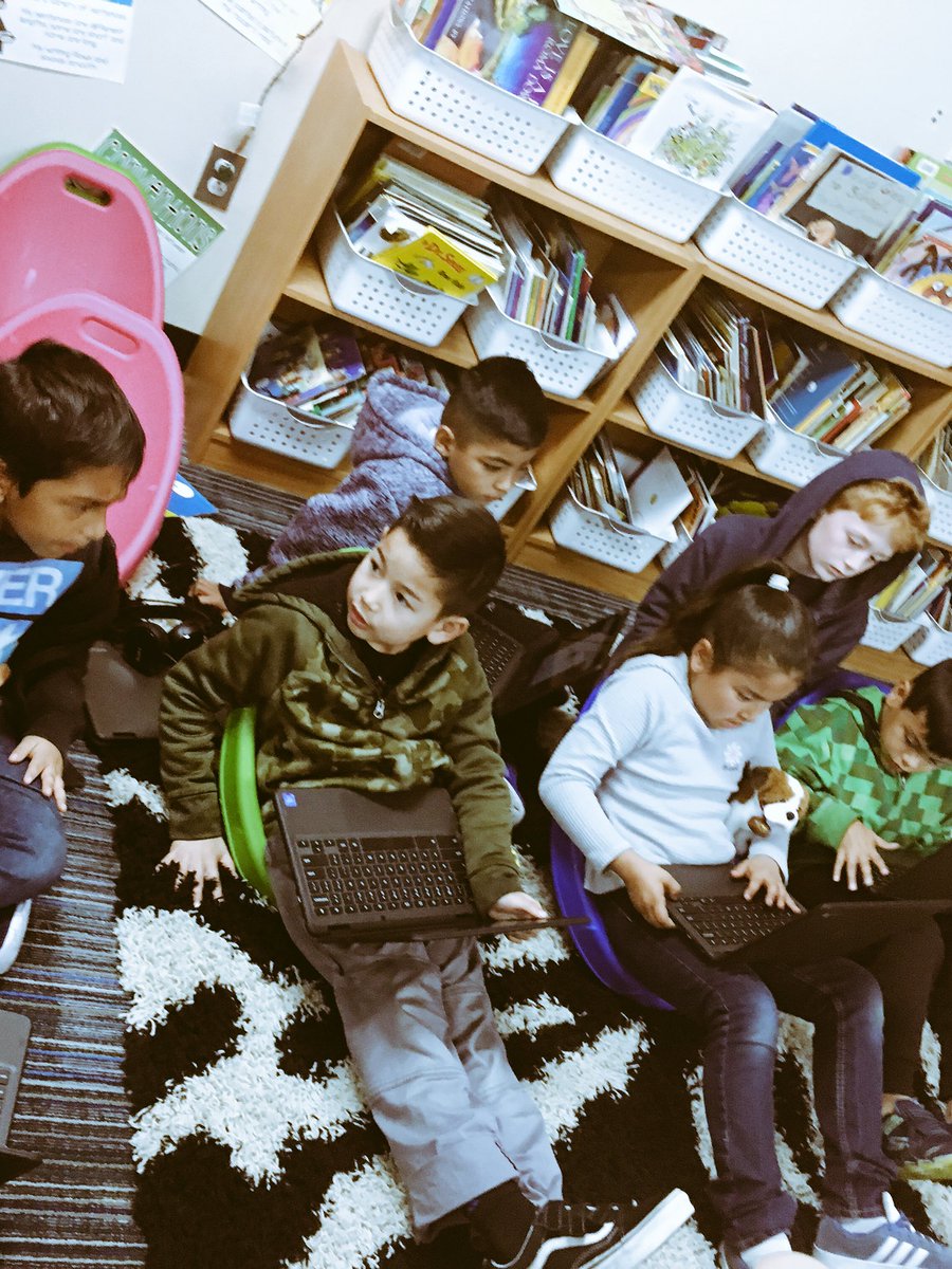 srivera444's tweet image. #rainydayrecess #stayedin #whatwedid #rockstars #rainart #prodigy #freckle #thatshowweroll #lovemyclass #boulderridgerocks